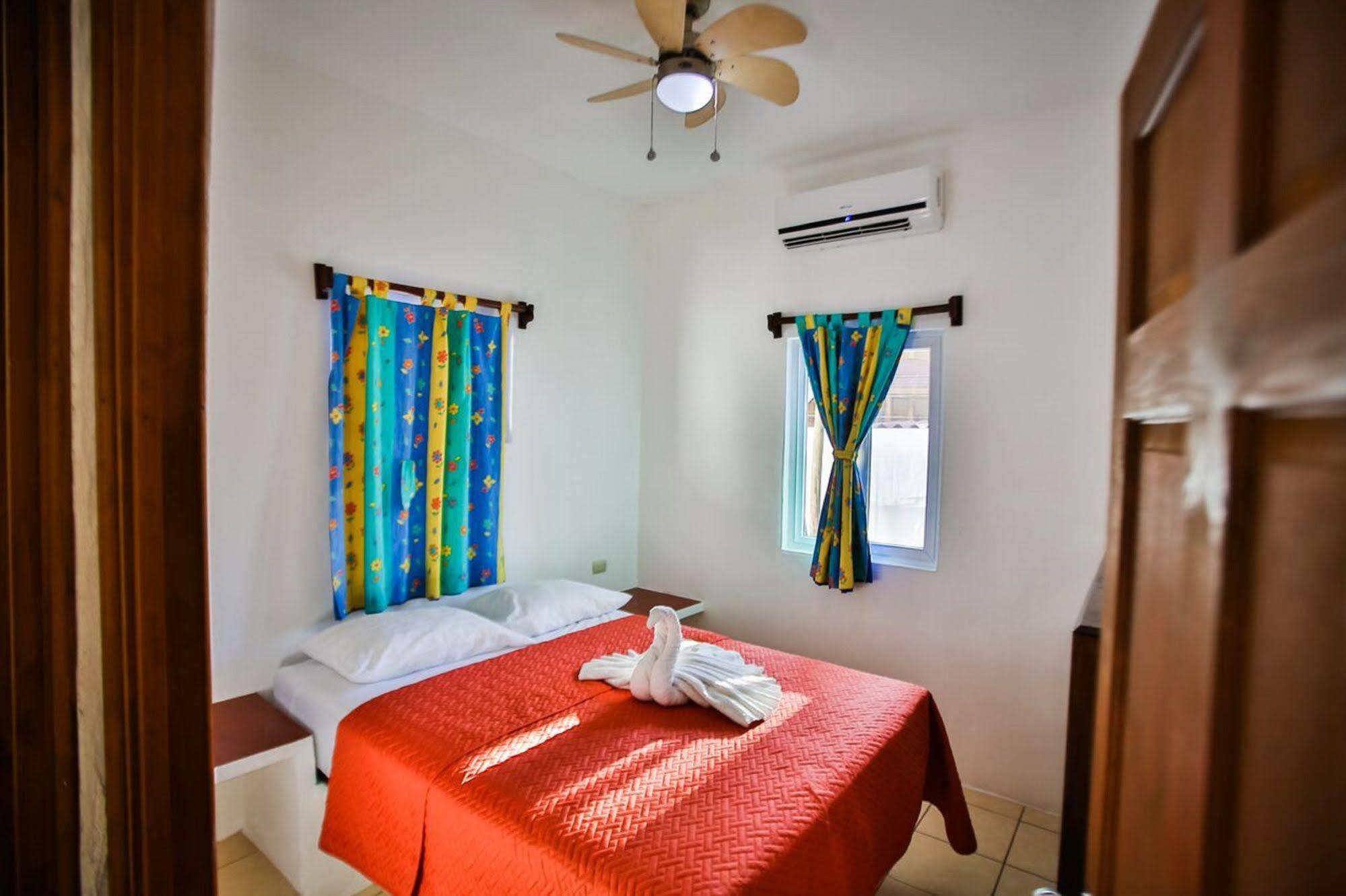 Playa Plana Hotel هاواي المظهر الخارجي الصورة